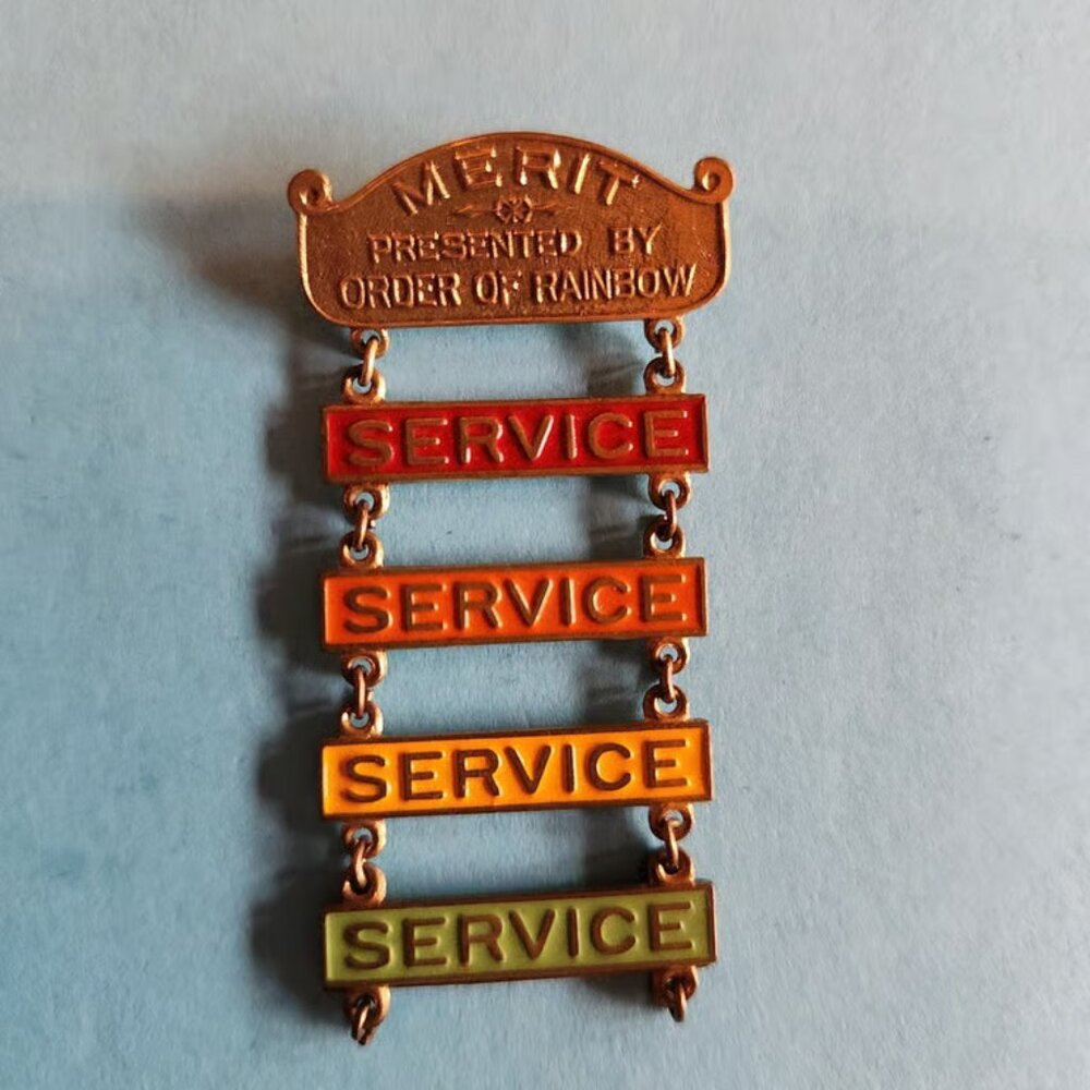 Vintage 1940s Merit Presented By Order Of Rainbow Lapel Pin  ESTATE PIECE